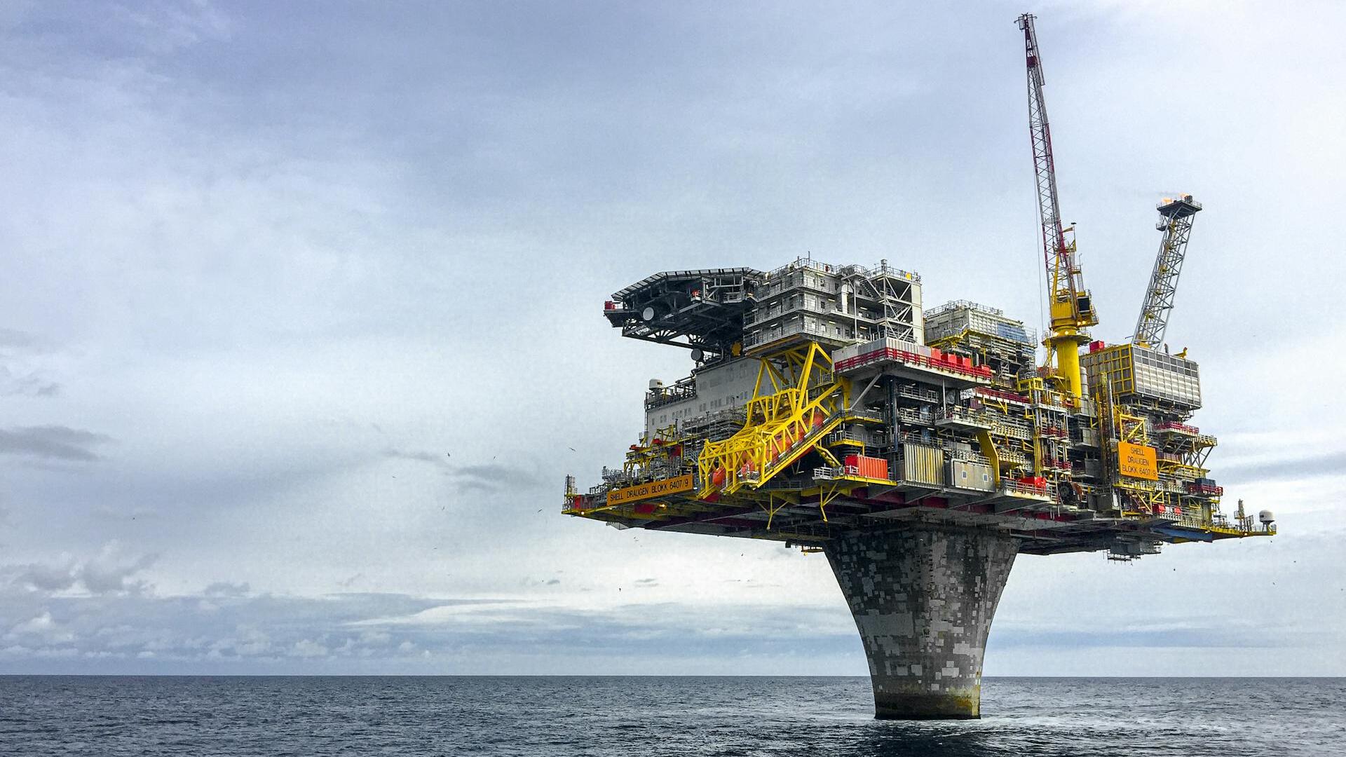 Crude oil steady; US tanker seizure stokes supply fears