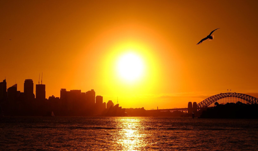 ASX 200 edges higher as miners lift market