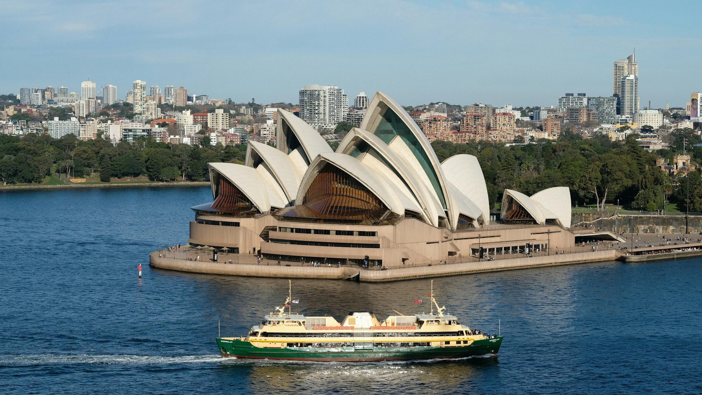 ASX 200 to open lower; Wall St tech drag continues