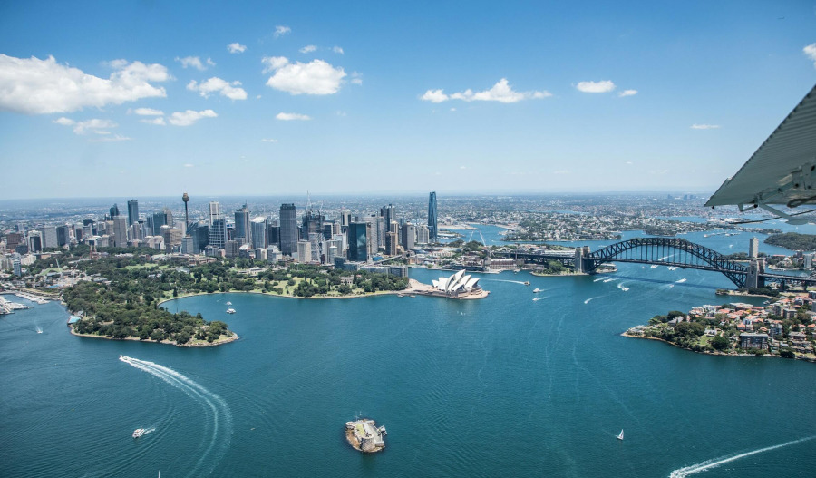 ASX 200 ends Christmas Eve session 0.4% lower