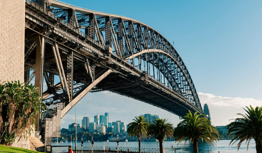 ASX futures herald weak start to last week of 2025