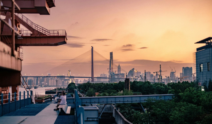 China's industrial profits plunge 13% in Novermber