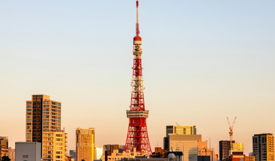 APAC markets buoyed by Wall St and after Venezuela strike