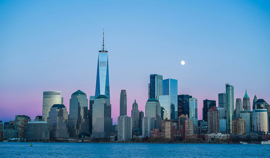 US futures up slightly after indices close at new highs