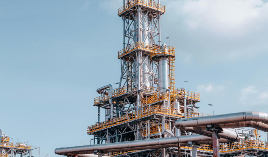 Oil prices up; US aims to control Venezuelan sales