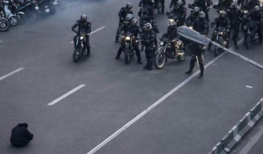 Up to 25 dead in Iran protests, rights group says