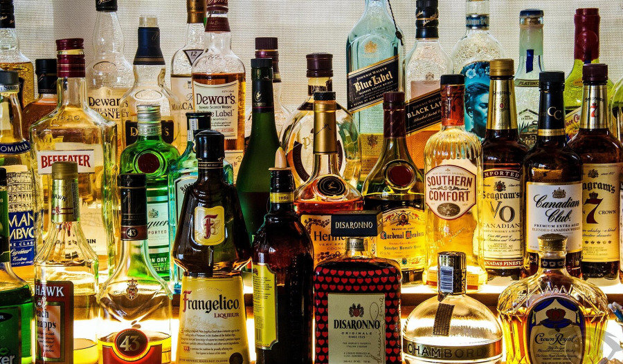 Trading floor: Endeavour Group slides; L1 Group, Sun Silver rise