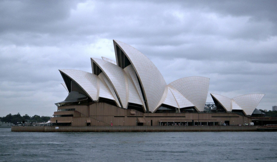 Markets: ASX 200 closes lower amid Trump tariff jitters