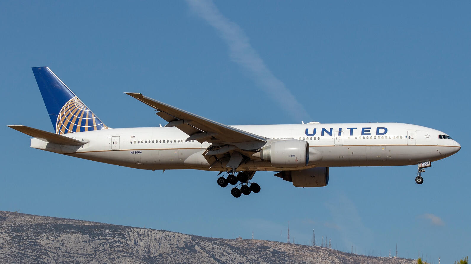 United Airlines earnings impacted by Venezuela