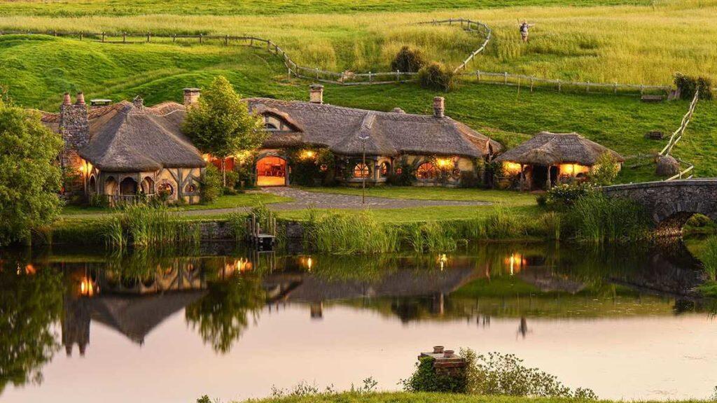 Hobbiton Movie Set Tour