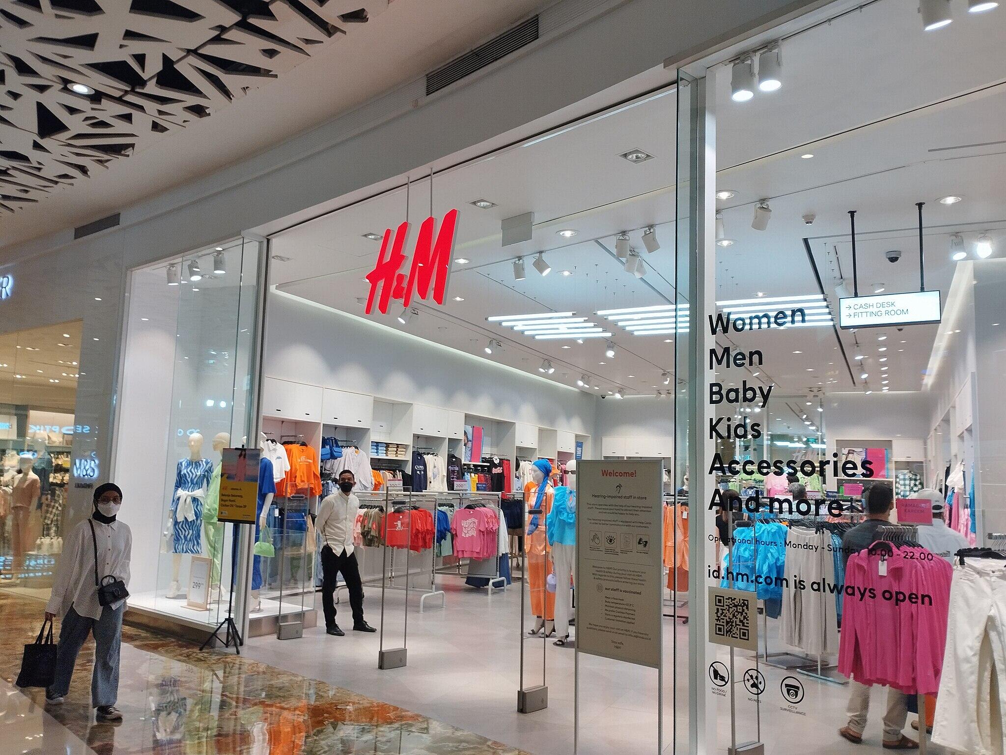 The front of an H&M store inside a mall