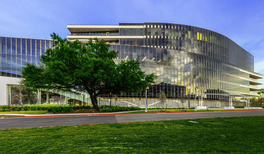 Oracle raises US$50bn for cloud expansion