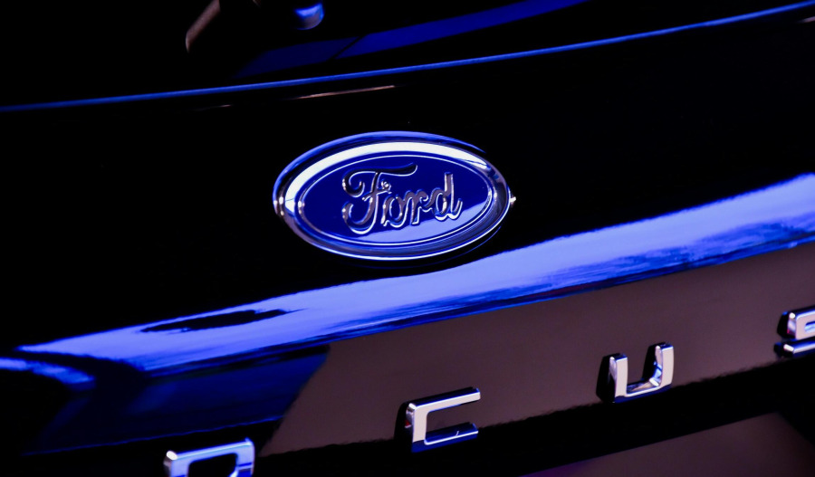 Ford reports biggest earnings miss since 2021