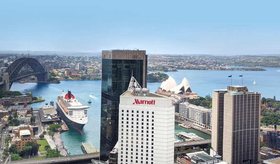 Marriott profits miss, shares jump on strong guidance