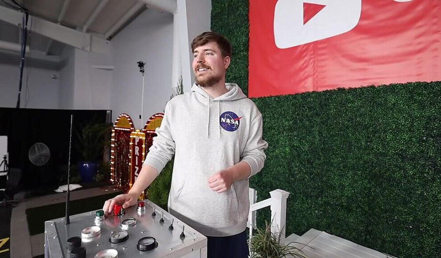 Mr Beast acquires teen banking app Step