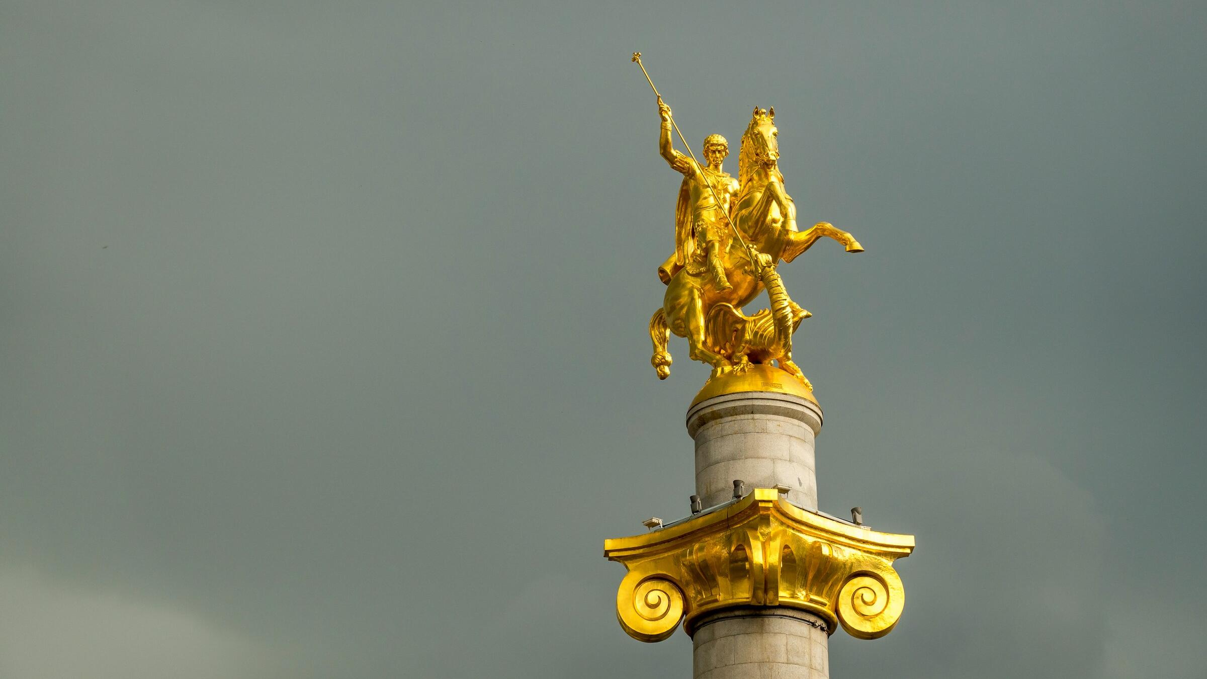 Gold attempts to reclaim US$5,000; CPI in focus