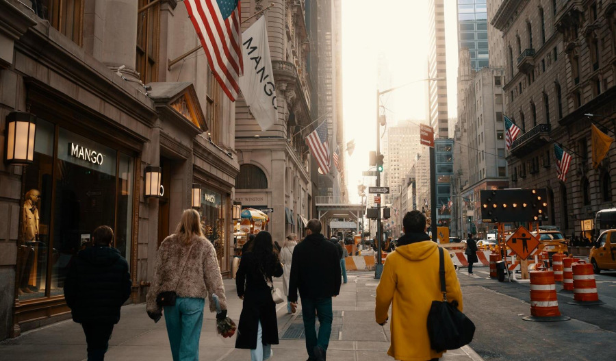 US consumer price growth at 2.4%; lower than expected