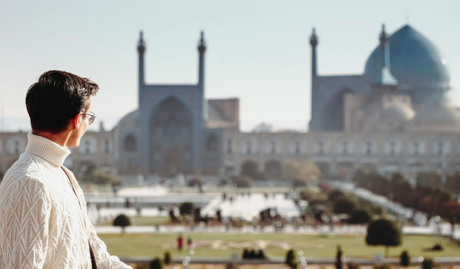 Iran floats energy, mining deals in US talks