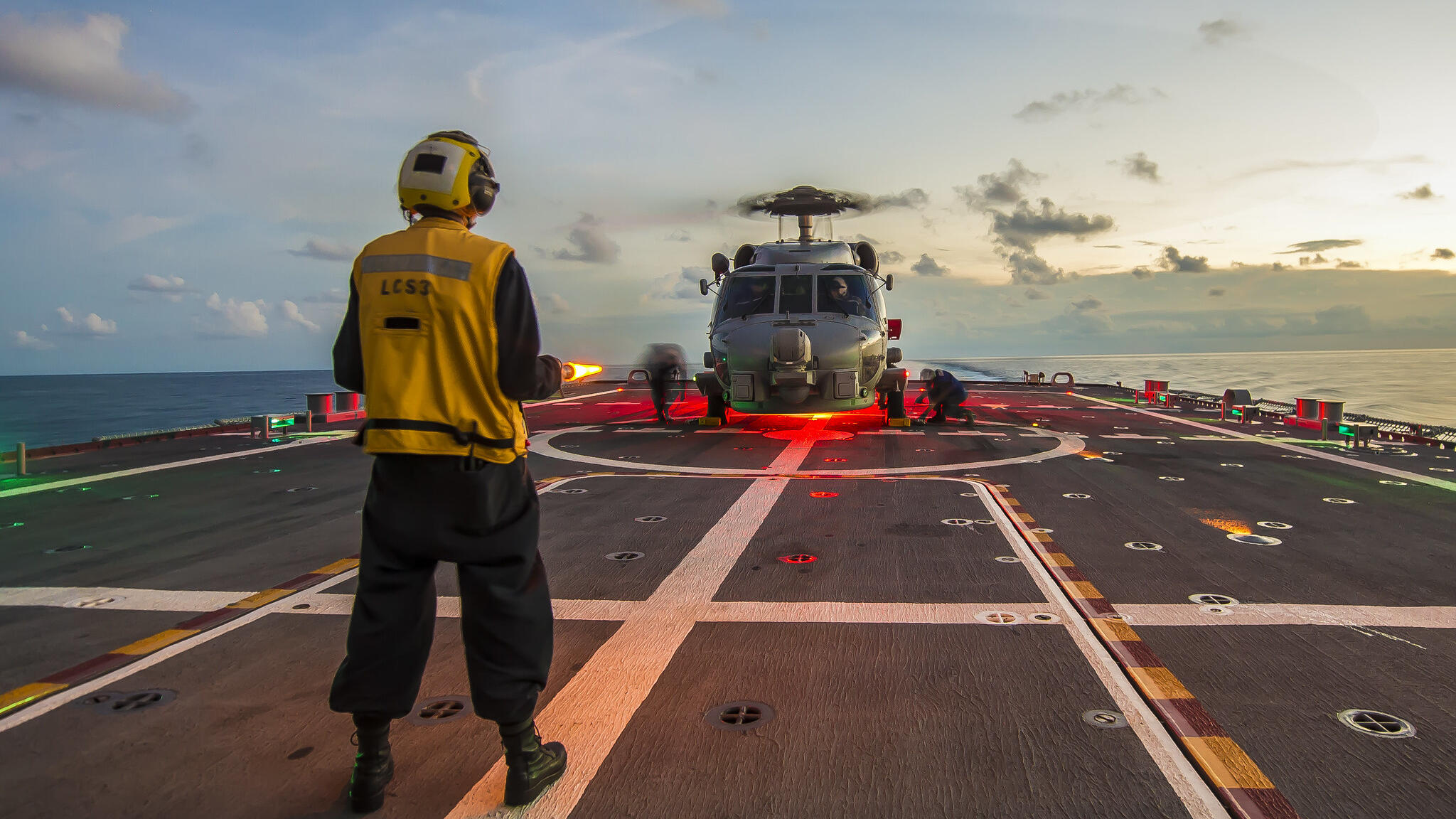 Credit: Naval Surface Warriors / flickr