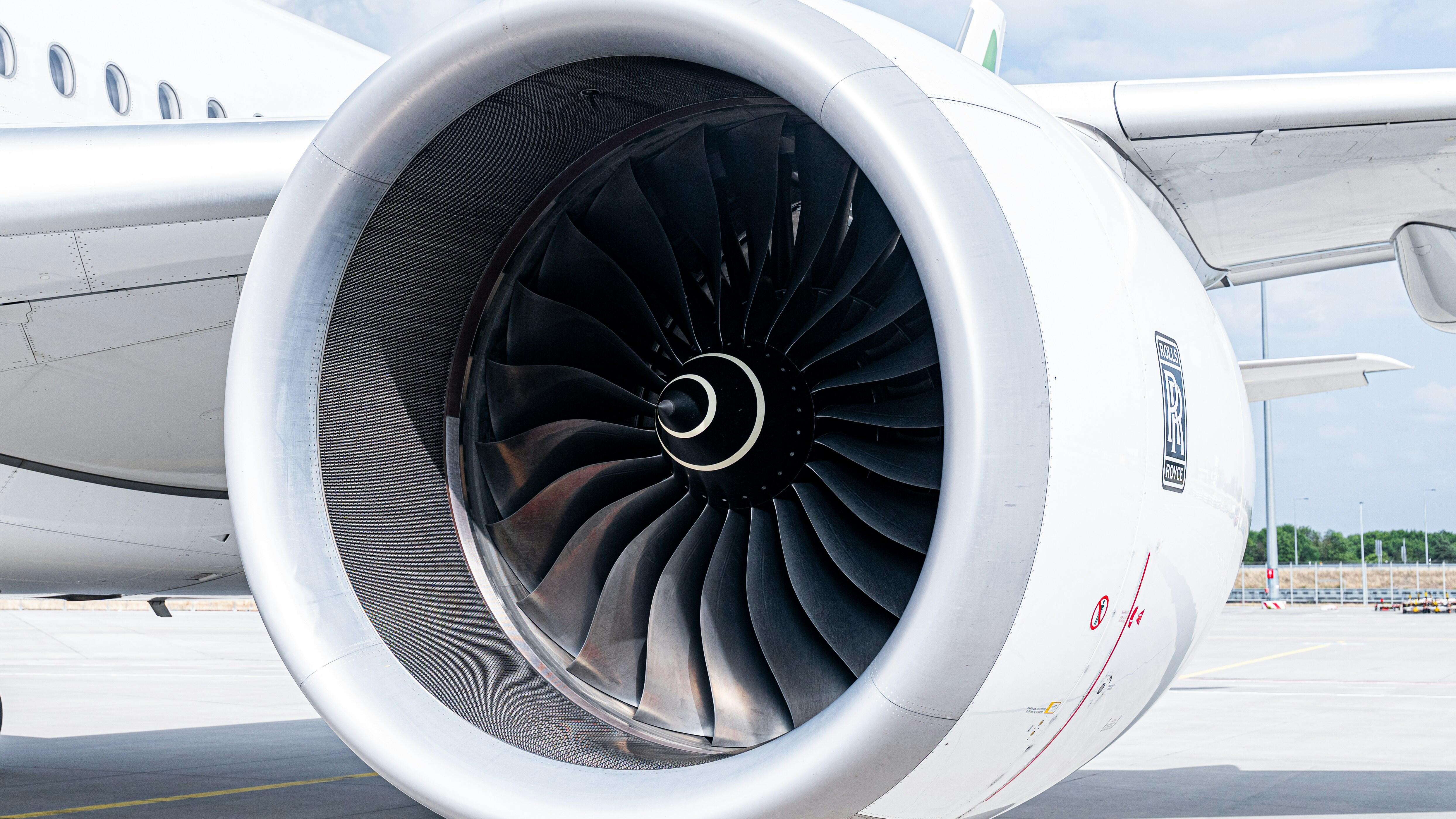 Rolls-Royce shares fly higher on buy-back news