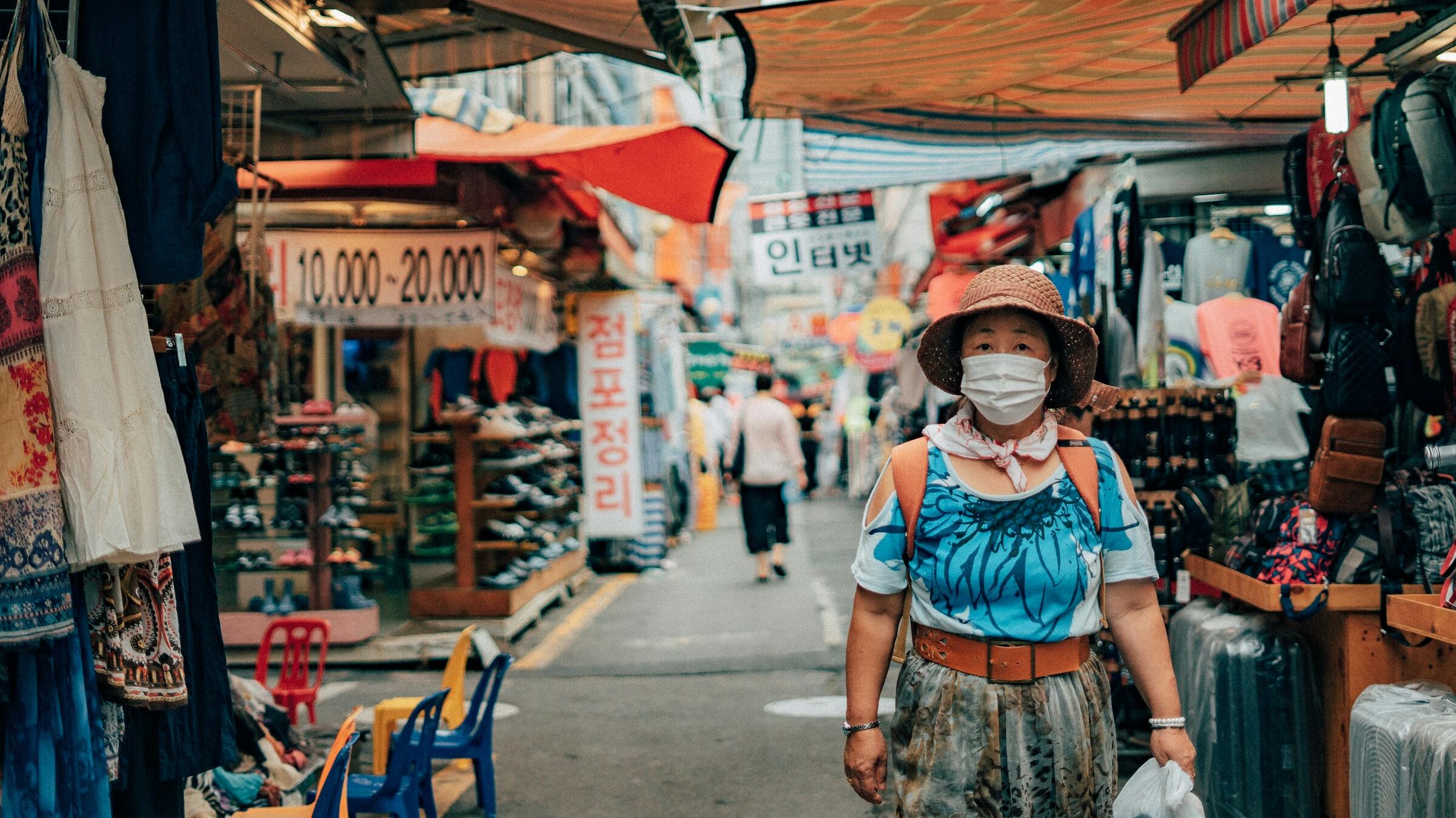 APAC starts the week mixed; Kospi hits record high