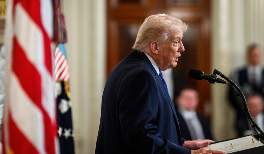 Trump threatens new tariffs on countries pausing deals