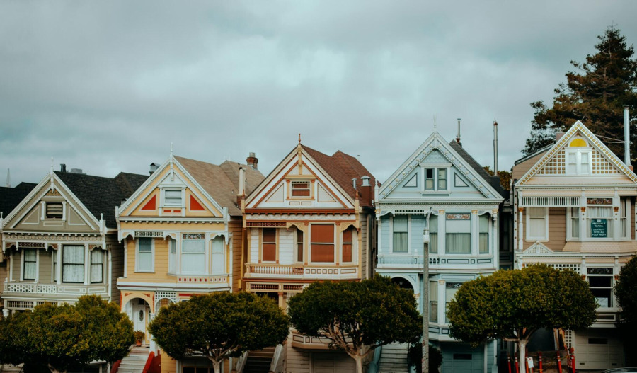 US mortgage rates hit their lowest point in four years