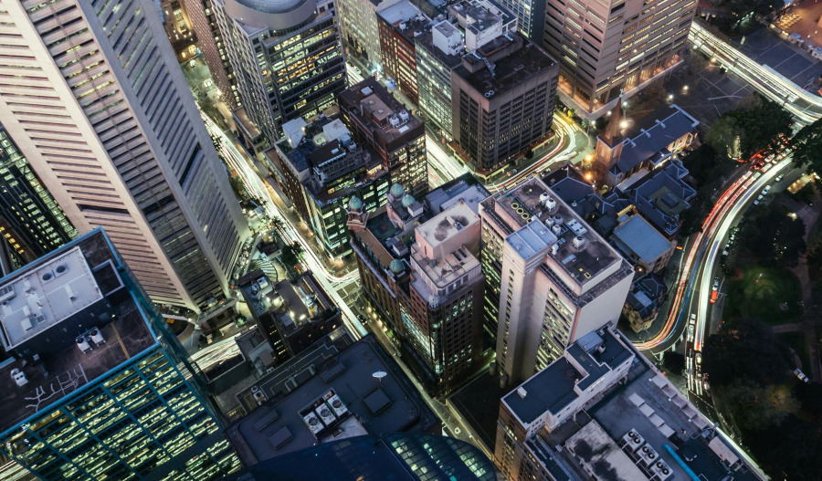 ASX 200 ekes out fresh record as Energy, Materials rally