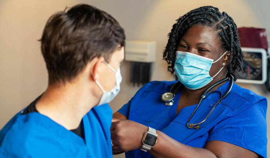 US private sector hiring beats forecasts in Feb: ADP