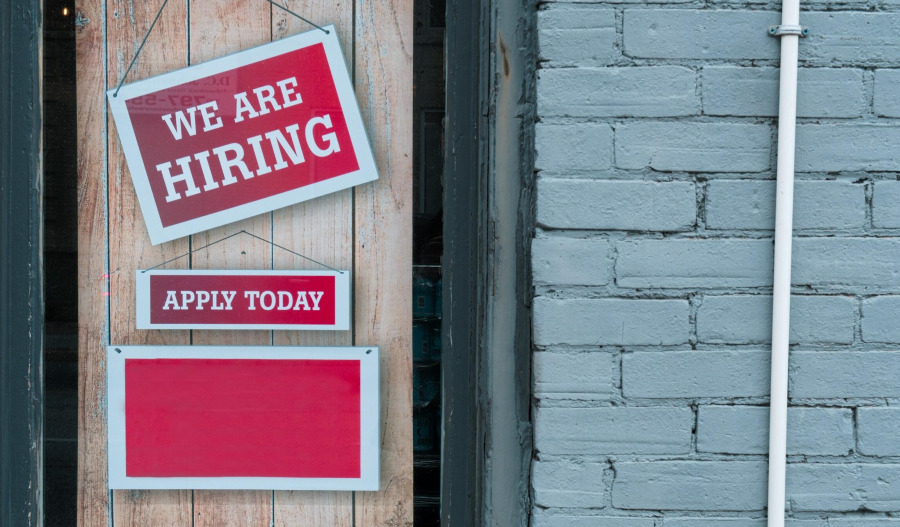 Unemployment filings, company layoffs hit historic lows