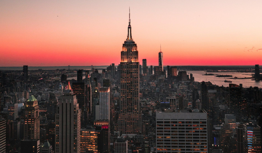 US futures slip; traders track Iran war developments