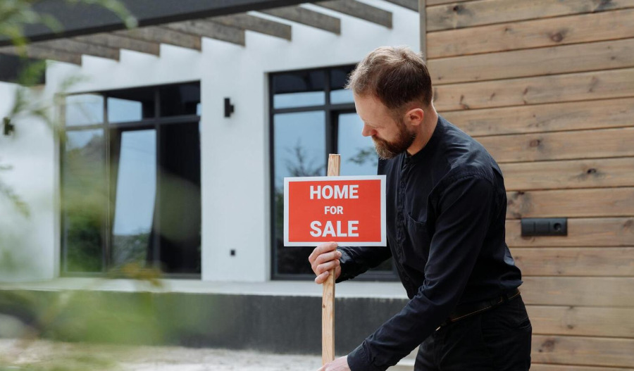 US existing home sales unexpectedly up 1.7% in Feb