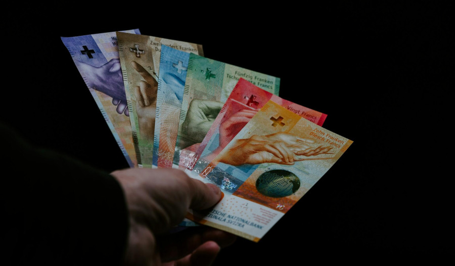 Switzerland considers currency intervention amid Iran war