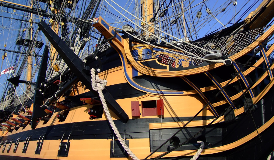 Blackstone fund loss signals credit market stress