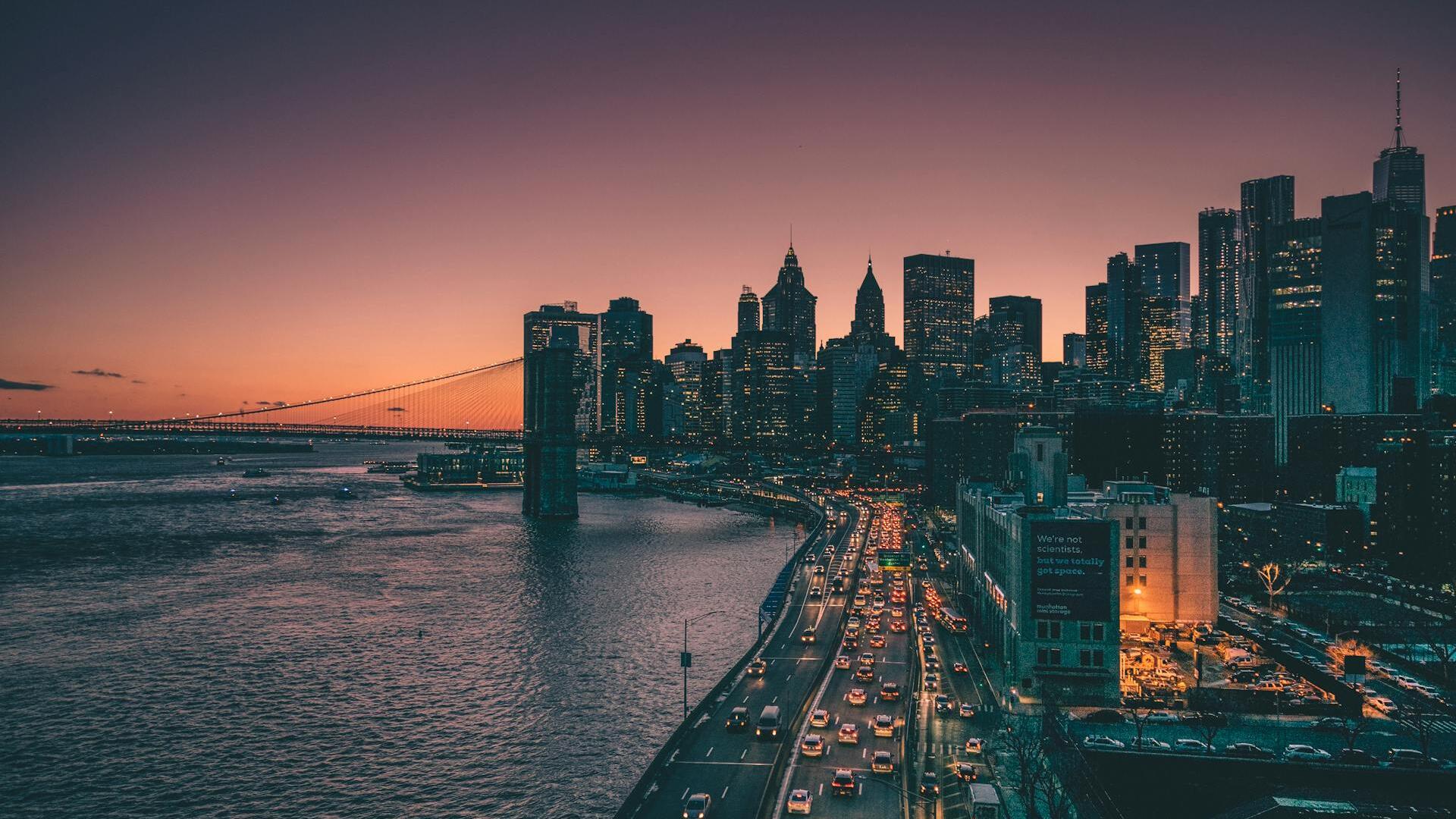 US futures dip following Trump's Iran warning