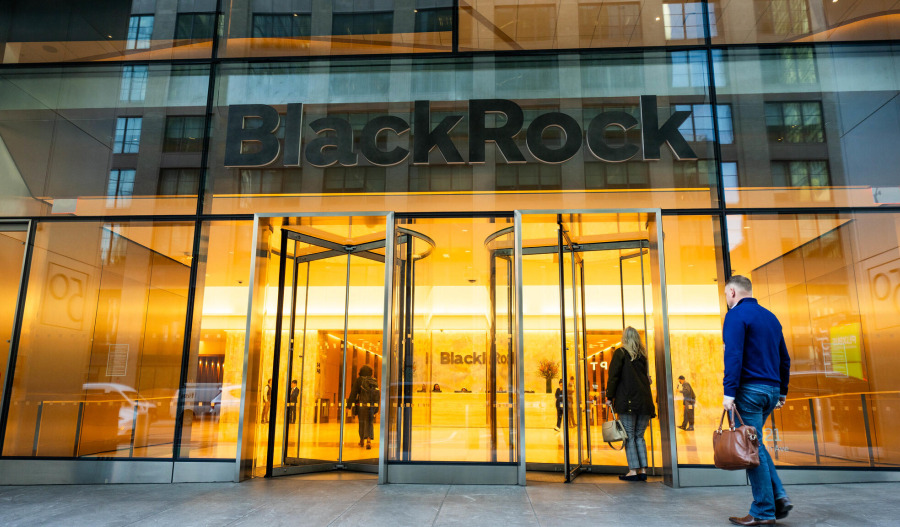 AI boom could worsen wealth inequality: BlackRock CEO