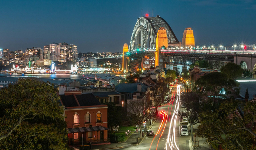 ASX 200 pares gains as Iran tensions persist