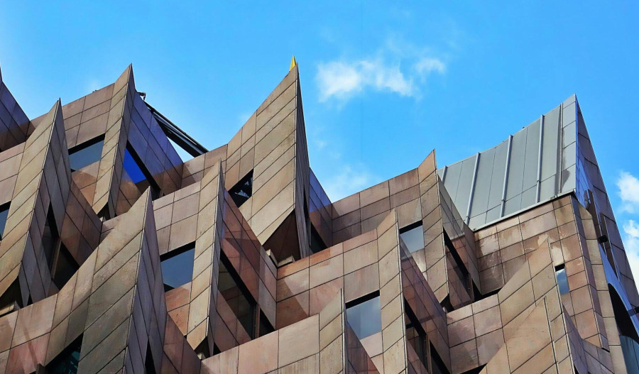 Trading floor: SOL slips, Nufarm rises; Weebit halts