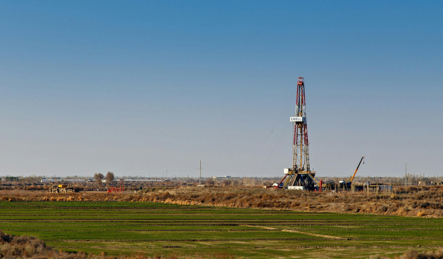 Oil rebounds; investors reassess ceasefire prospects