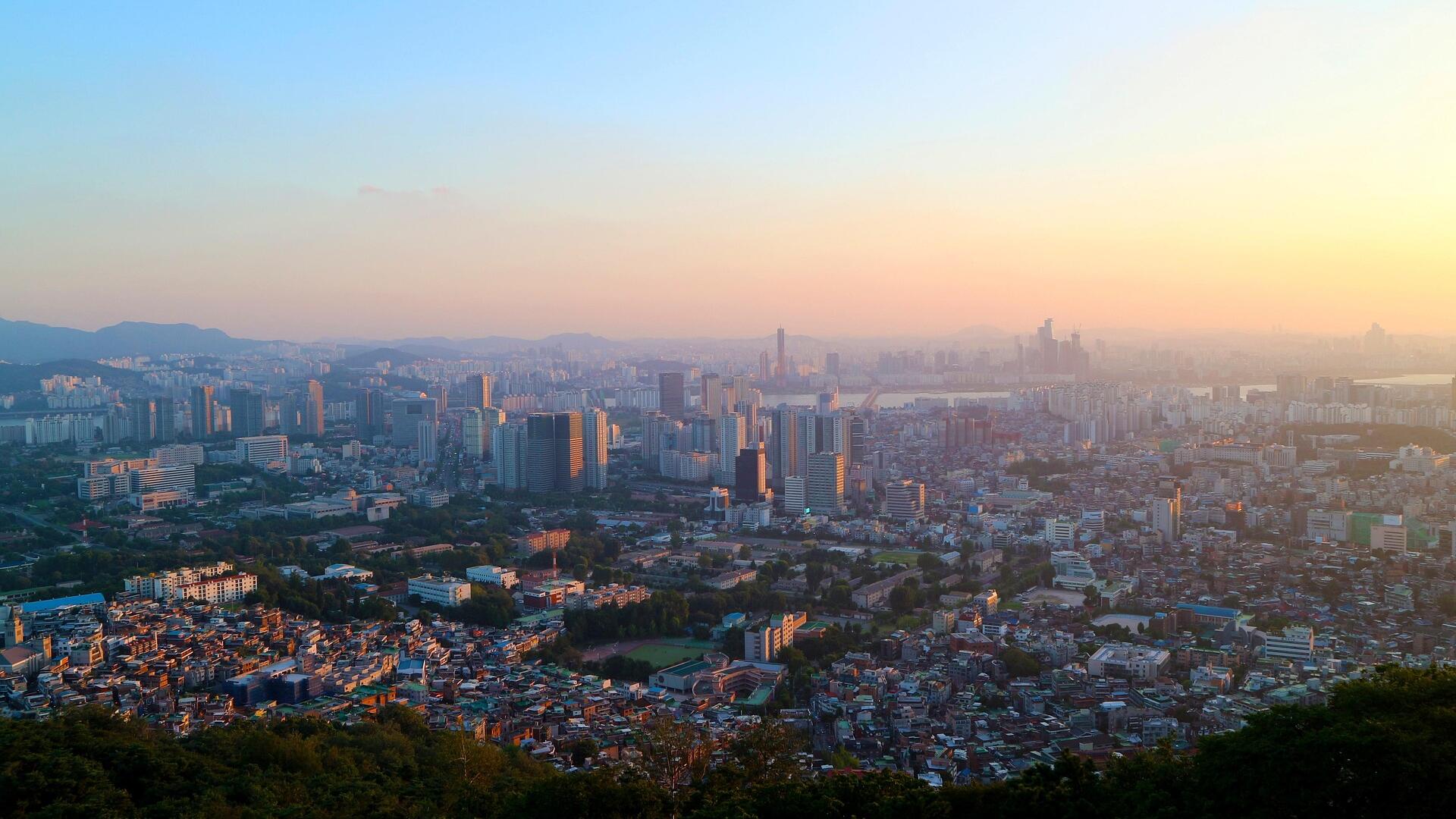 APAC markets retreat as oil prices climb higher