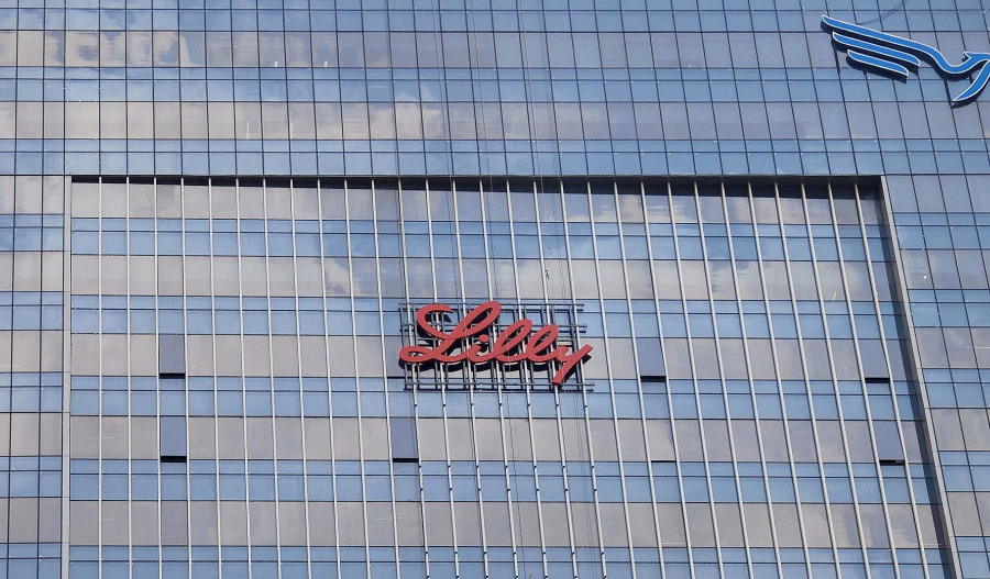 Weight drug battle heats up as Eli Lilly gets FDA nod