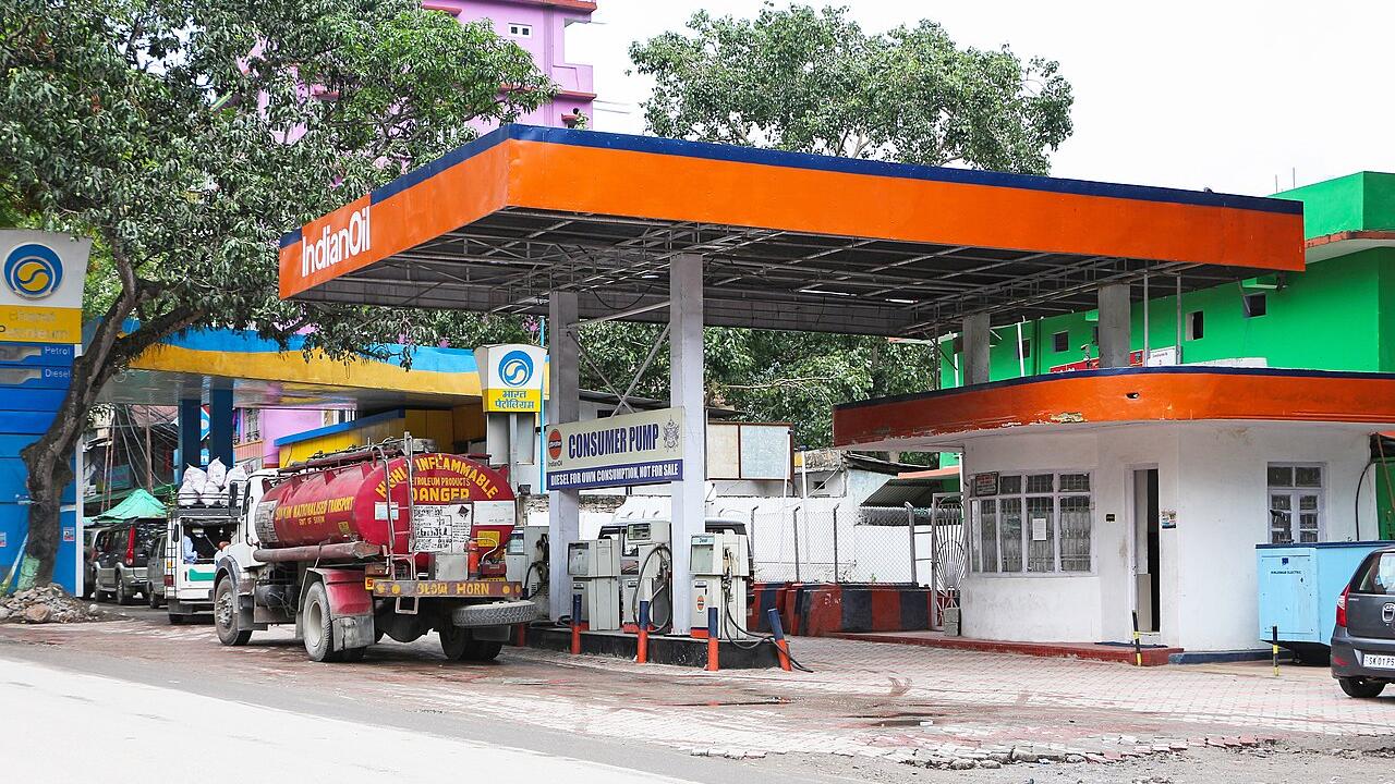 India buys oil from Iran for first time in seven years