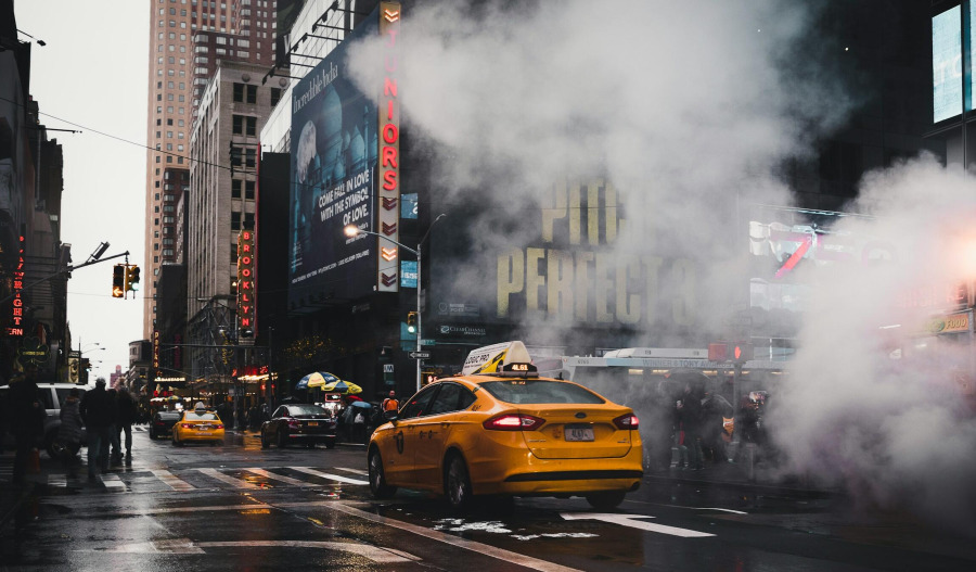 US markets mixed as traders monitor Iran negotiations