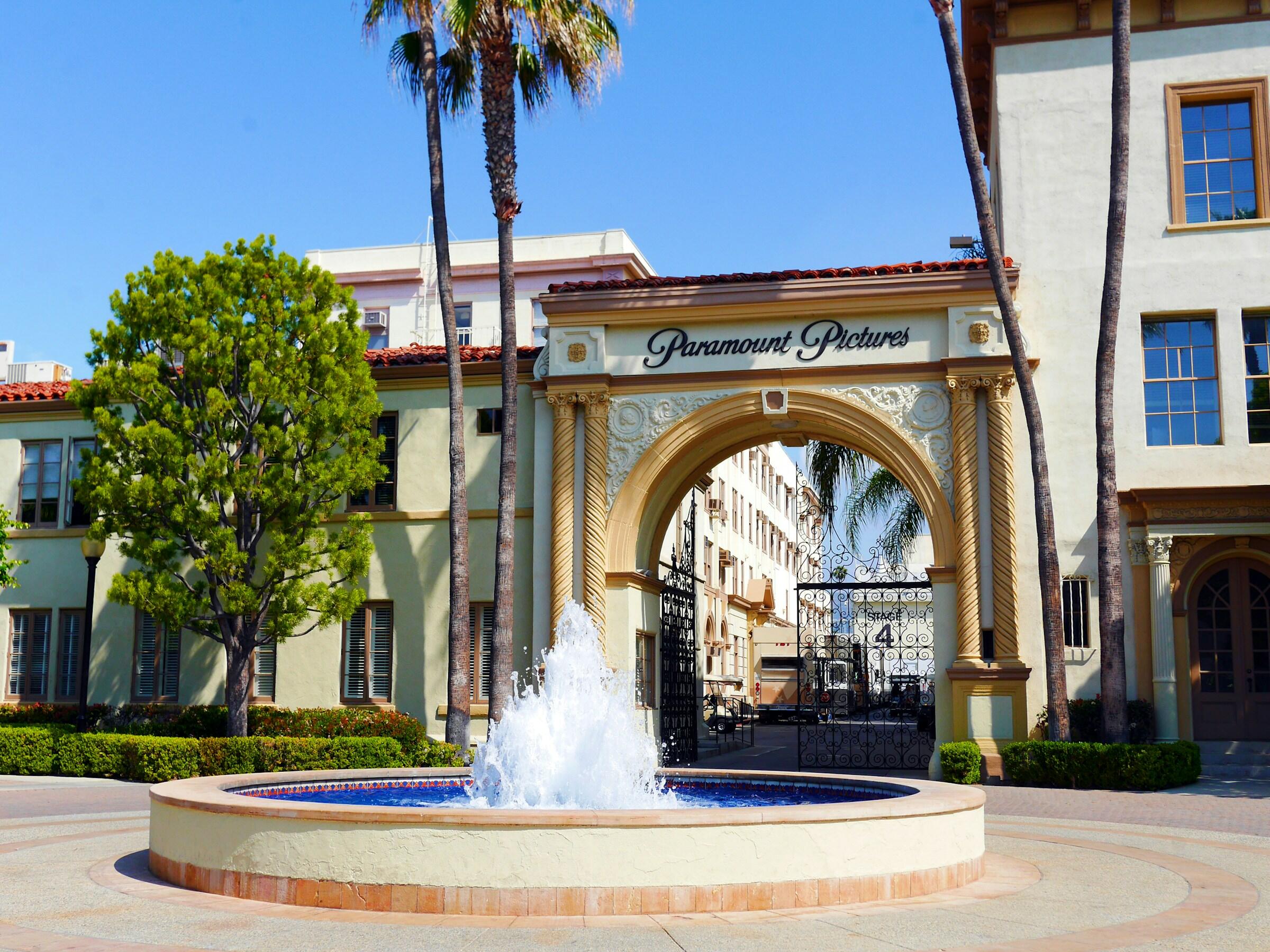 An arch reading "Paramount Pictures" over a fountain