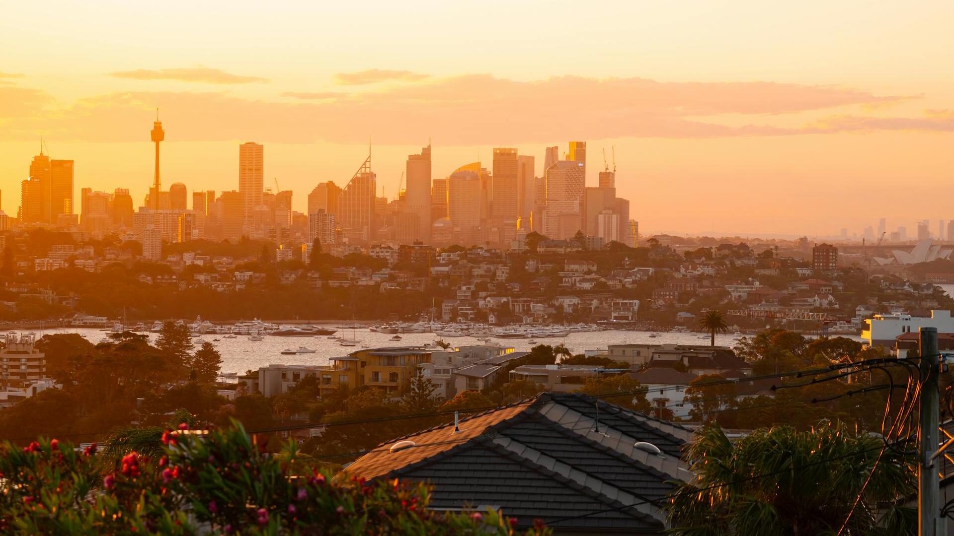 ASX dips 0.1% but posts third weekly gain