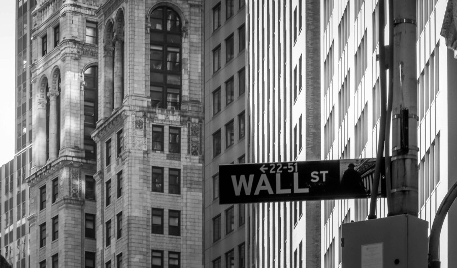 US stocks mixed amid ceasefire tensions