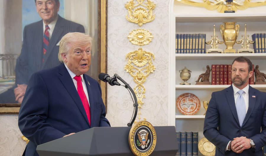 US blockade of Iranian ports begins