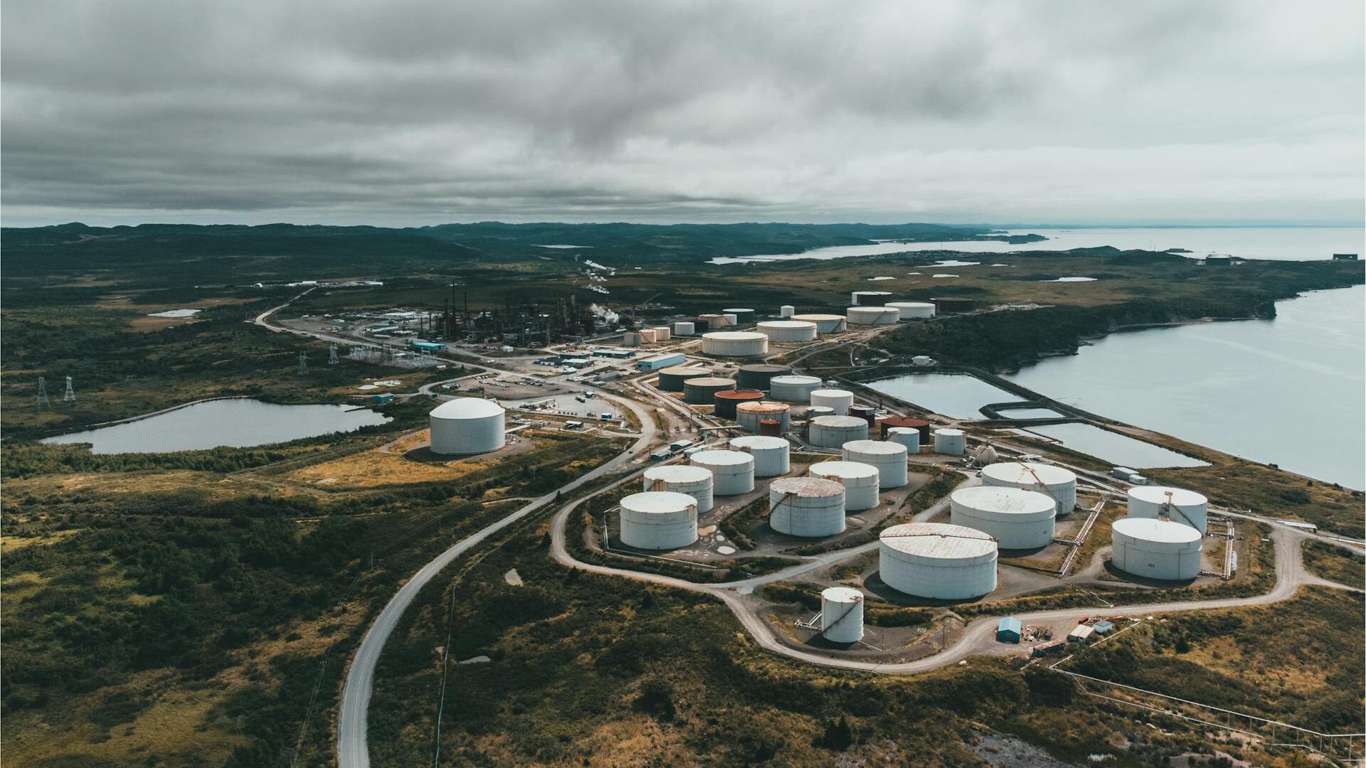 US producer price index rises; still below expectations