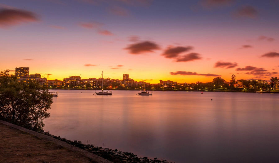 ASX 200 slips 0.3% as banks, energy drag