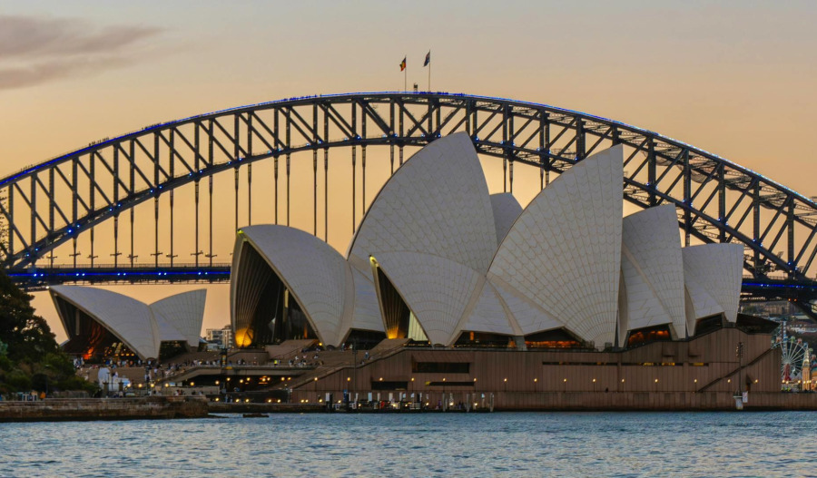 ASX edges 0.1% higher; energy stocks under pressure